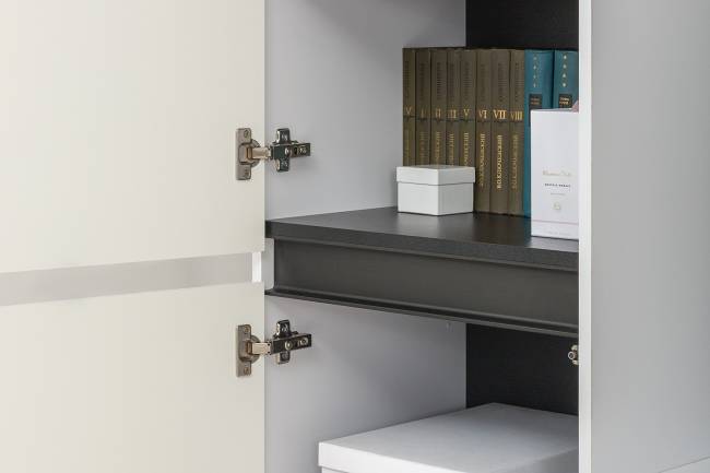 Стенка для гостиной Сидней Комплектация № 23 цвет белый/чёрный/фасады МДФ белый глянец Стенка для гостиной Сидней Комплектация № 23 цвет белый/чёрный/фасады МДФ белый глянец