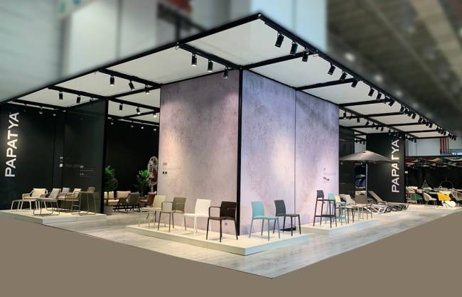 Кресло пластиковое Evo-K антрацит 570х540х780 мм Кресло пластиковое Evo-K антрацит 570х540х780 мм