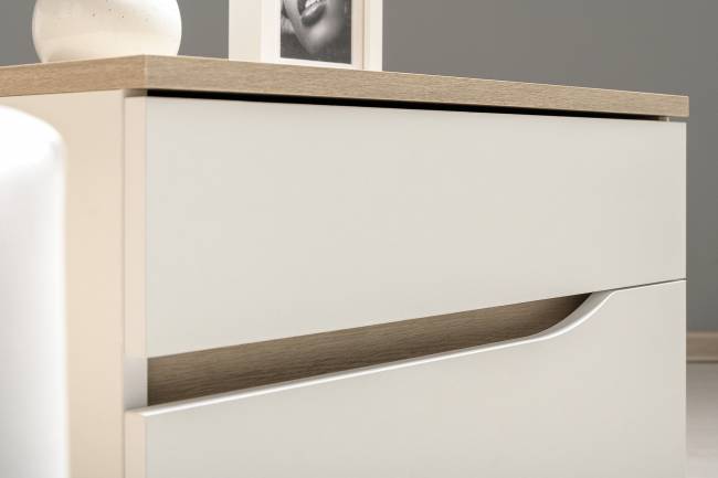 Кровать с подъёмным ортопедом Муссон 1600 с тумбочкой и комодом с зеркалом СВК цвет белый/дуб эндгрейн элегантный/кожзам белый Кровать с подъёмным ортопедом Муссон 1600 с тумбочкой и комодом с зеркалом СВК цвет белый/дуб эндгрейн элегантный/кожзам белый