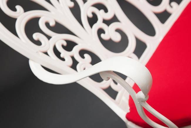 Скамья Secret De Maison Symphonie  алюминиевый сплав, 95х56х92см, butter white белый алюминиевый сплав