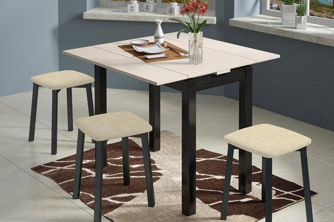 Письменный стол Бештау Диез Т14 С-350 ( Венге / Штрих лак) Письменный стол Бештау Диез Т14 С-350 ( Венге / Штрих лак)